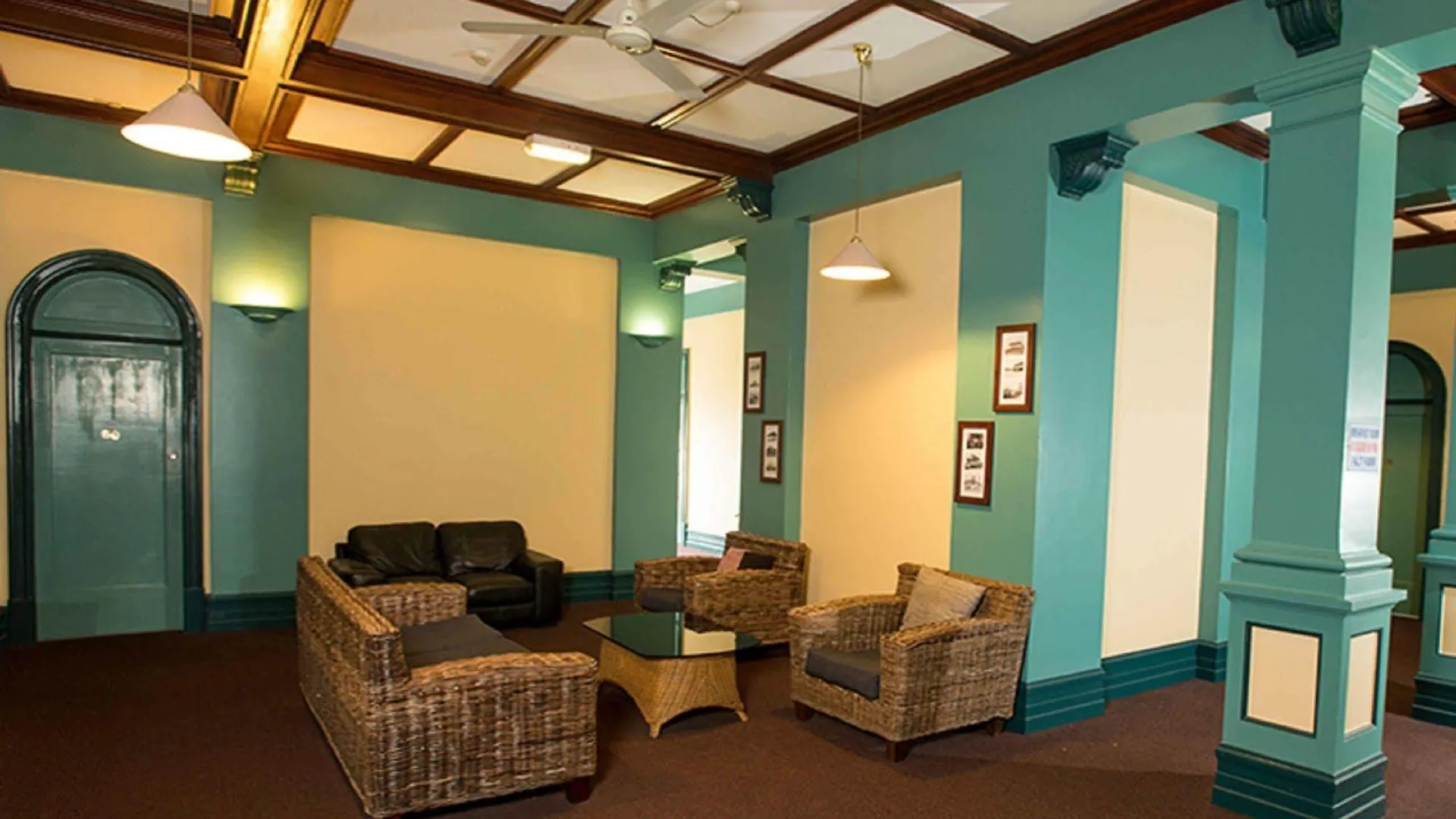 Hides Hotel Cairns