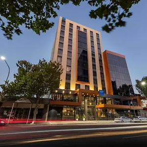 tryp-by-wyndham-pulteney-street-adelaide.adelaidehotels-au.com/