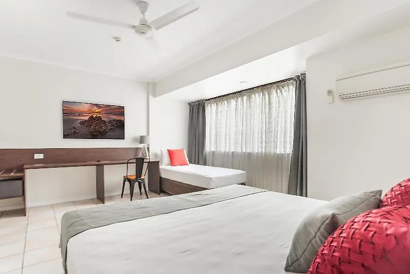 Hides Hotel Κερνς