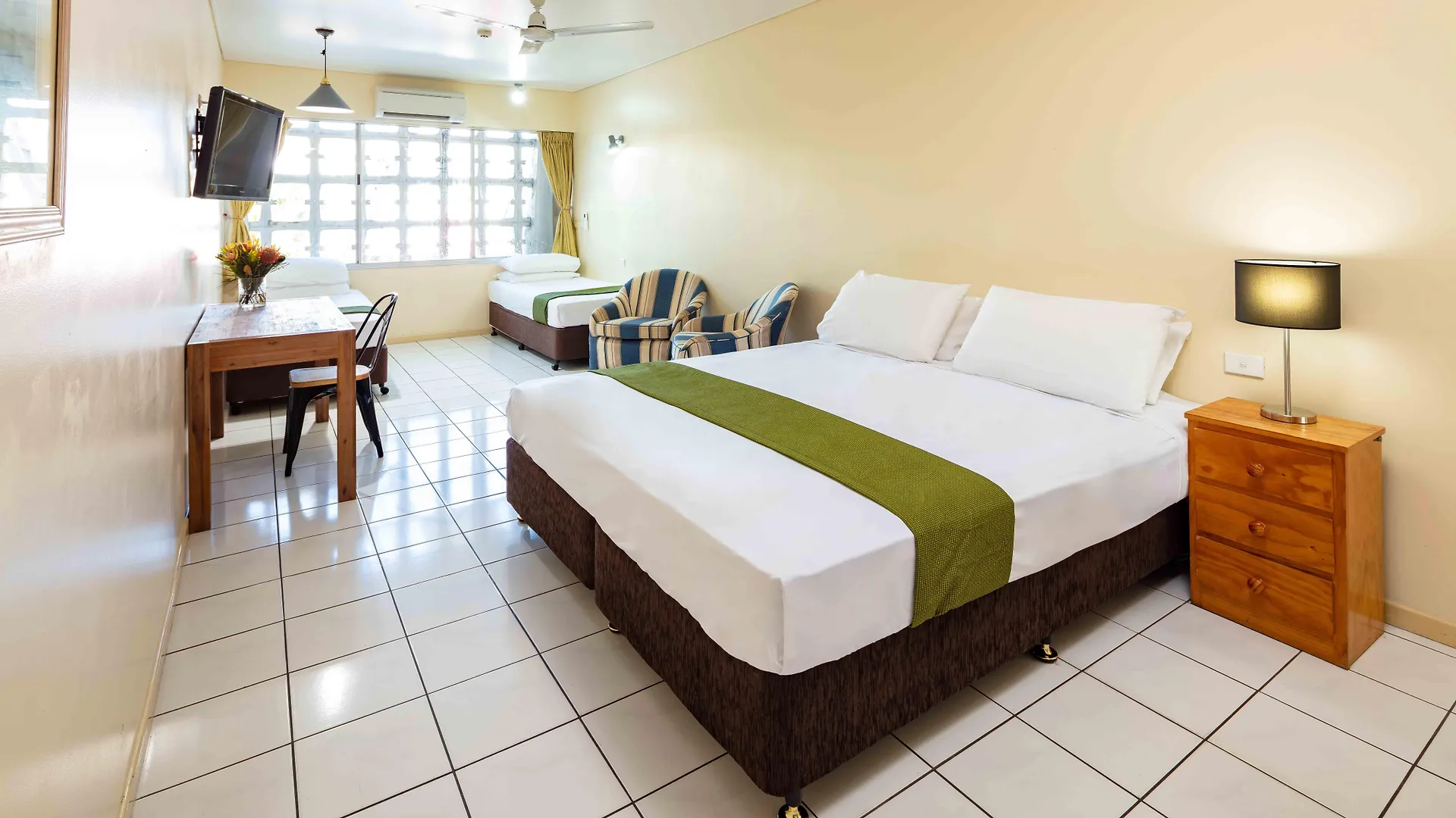 ***  Hides Hotel Cairns Australia
